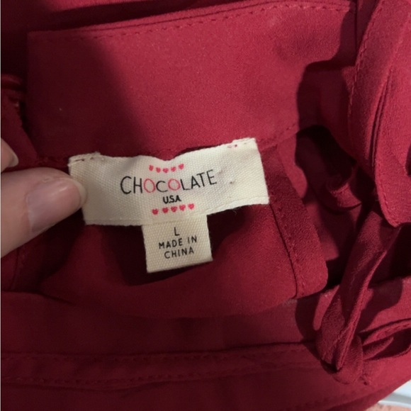 Red blouse - Picture 4 of 5